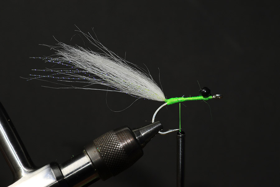 Craft fur baby tarpon fly - step 3