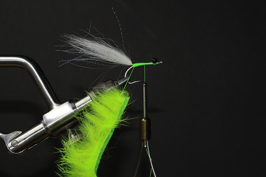 Craft fur baby tarpon fly - step 5